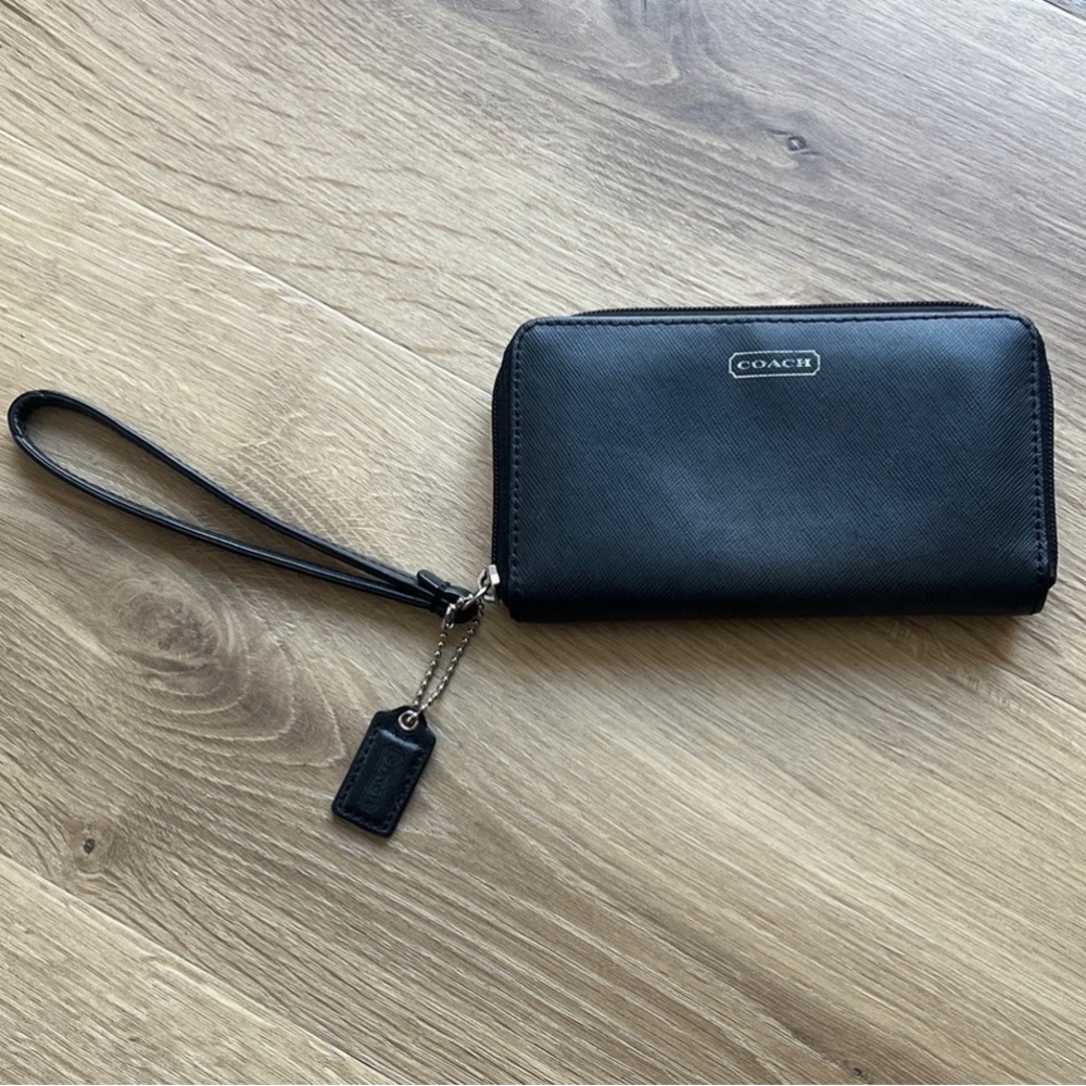 Authentic Coach Wristlet - Picture 2 of 13